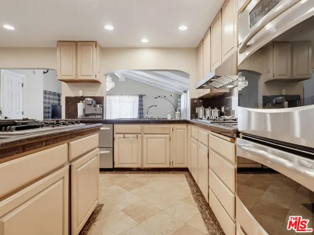 12449 Allin Street, Los Angeles, California 90066
