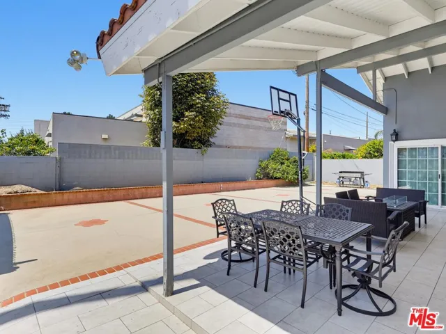 12449 Allin Street, Los Angeles, California 90066