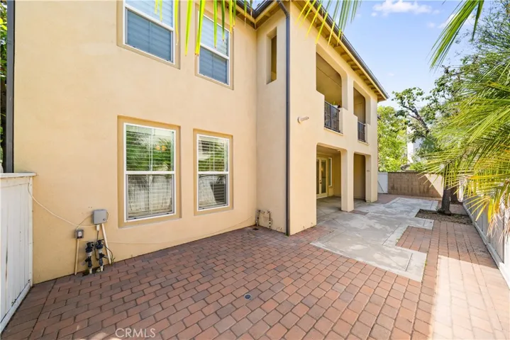 268 Lockford, Irvine, California 92602