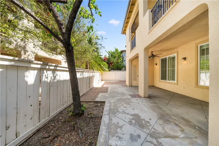 268 Lockford, Irvine, California 92602