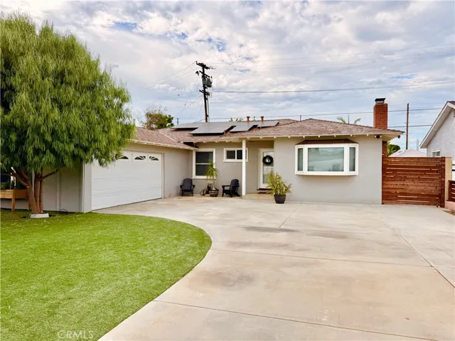 515 E Hoover, Orange, California 92867