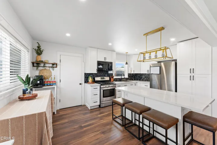 283 Lafayette  MLS-14