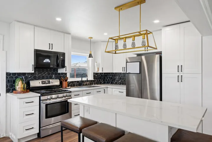 283 Lafayette  MLS-9