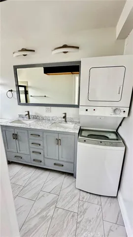423 S Rexford Drive 303, Beverly Hills, California 90212