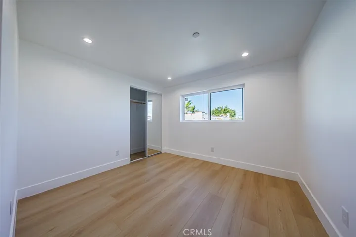 1332 S Longwood Avenue 3, Los Angeles, California 90019