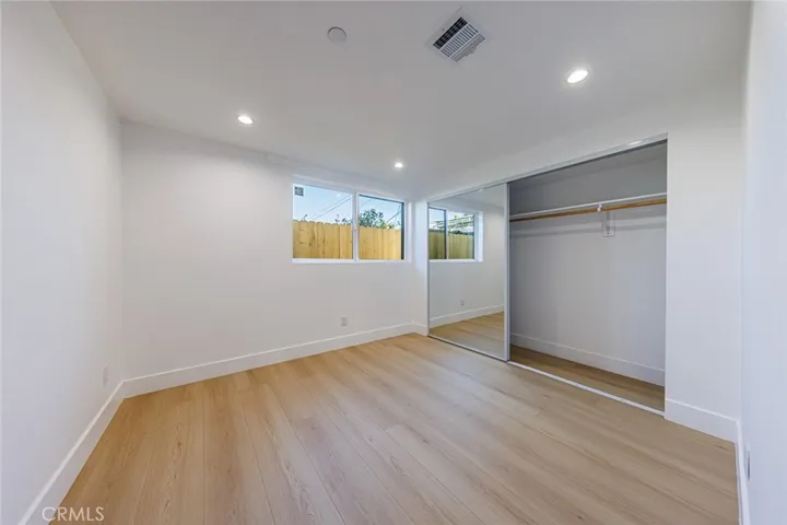 1332 S Longwood Avenue 3, Los Angeles, California 90019