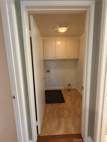 554 Robins, Brea, California 92823