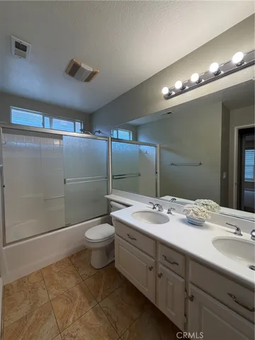 554 Robins, Brea, California 92823