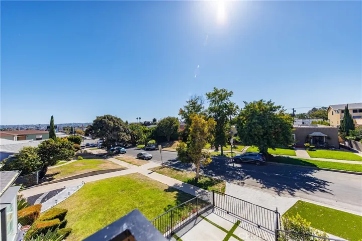 1332 S Longwood Avenue 1, Los Angeles, California 90019