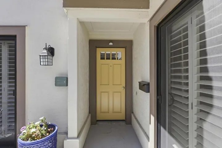 6131 Montgomery Court, San Jose, California 95135