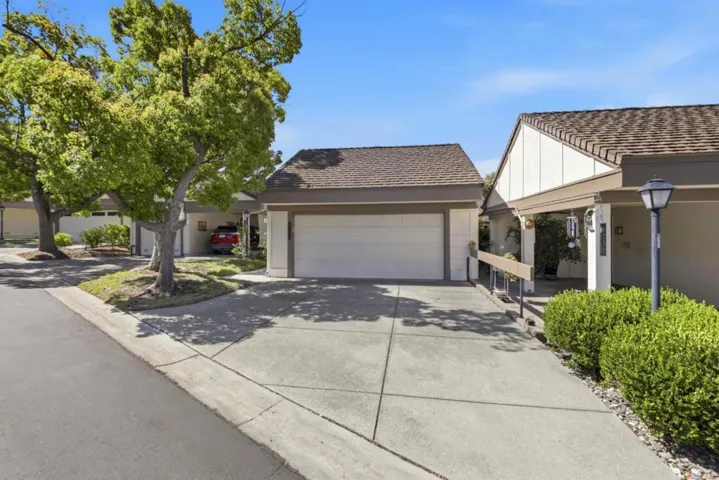 6131 Montgomery Court, San Jose, California 95135