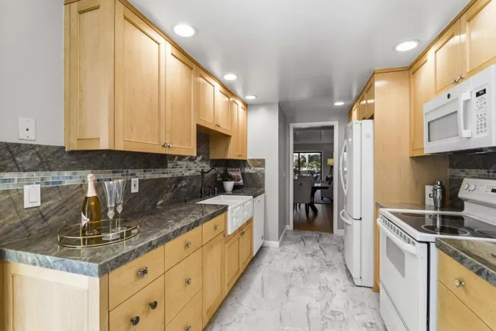 6131 Montgomery Court, San Jose, California 95135