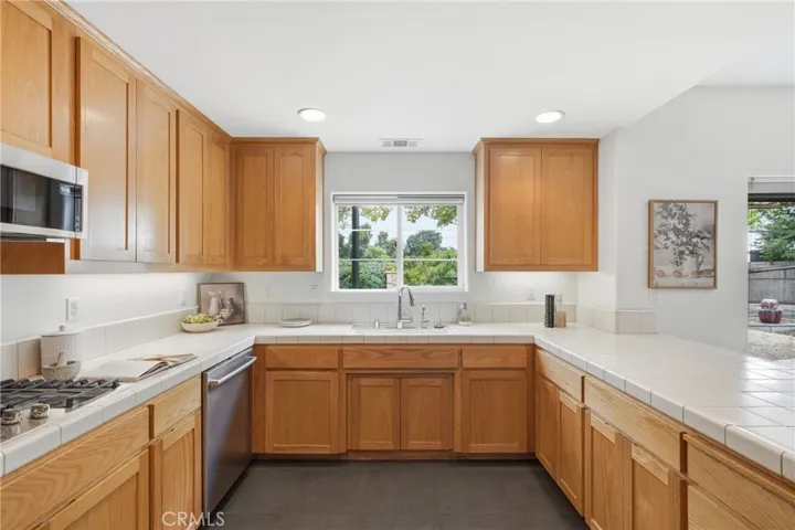 6000 Via Colonia Court, Atascadero, California 93422