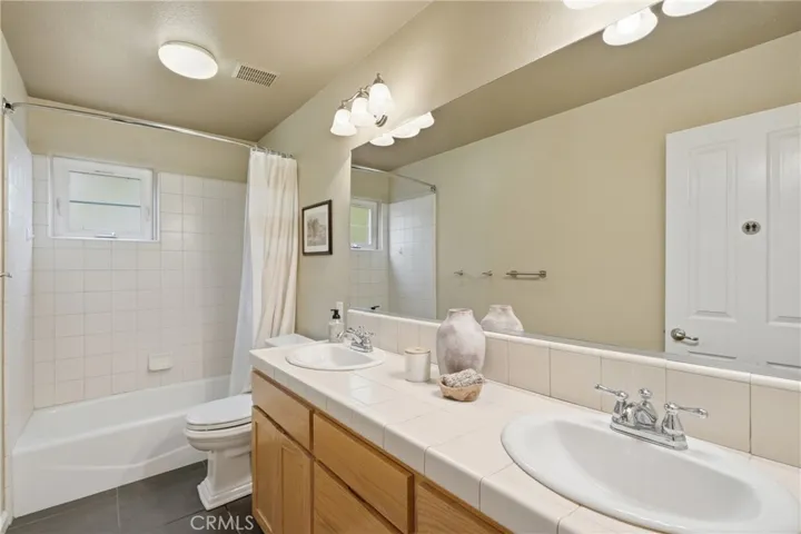 6000 Via Colonia Court, Atascadero, California 93422