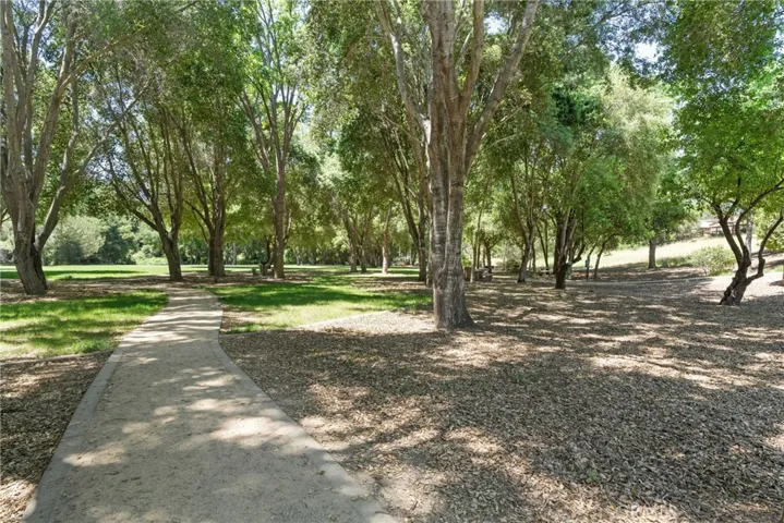 6000 Via Colonia Court, Atascadero, California 93422