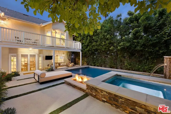 14640 Tustin Street, Sherman Oaks, California 91403