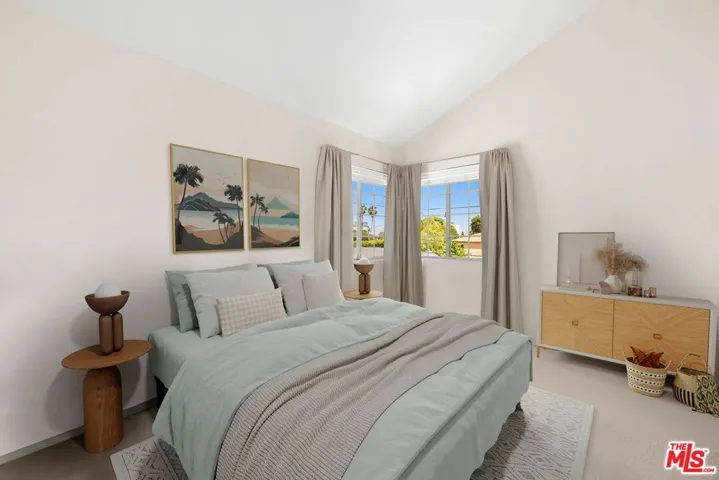 14640 Tustin Street, Sherman Oaks, California 91403