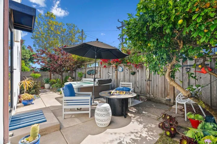 149 Coates Drive, Aptos, California 95003