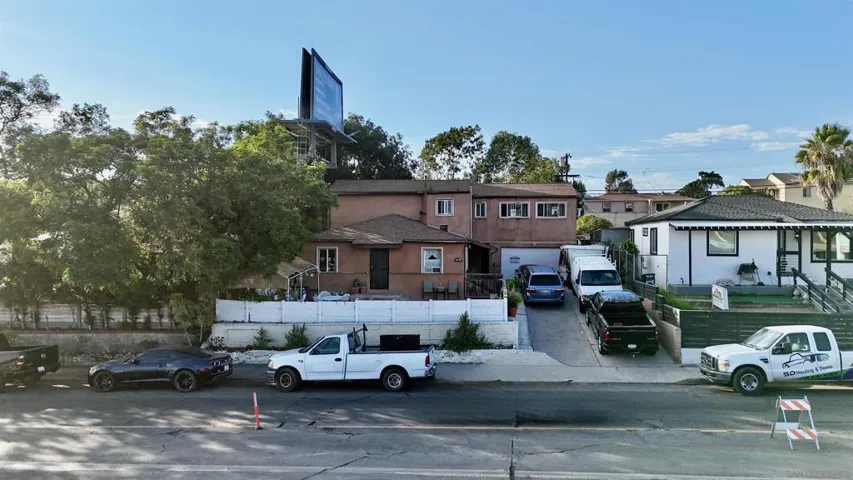6430 University Ave, San Diego, California 92115