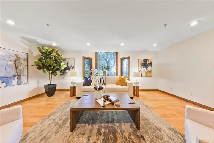 1209 S 8th Avenue, Arcadia, California 91006