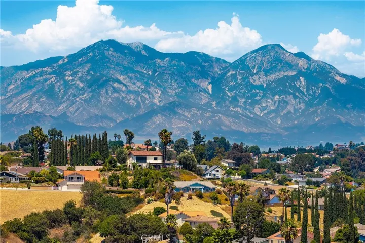 2115 Tierra Loma Drive, Diamond Bar, California 91765