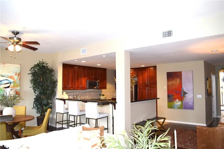301 Mission Avenue 409, Oceanside, California 92054