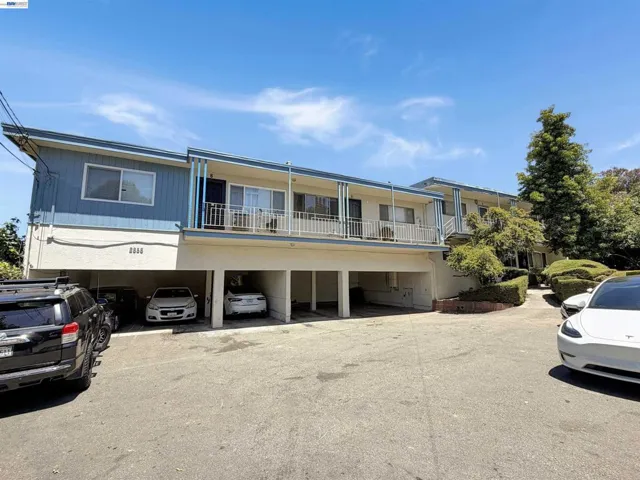 2858 Brookdale Ave, Oakland, California 94602