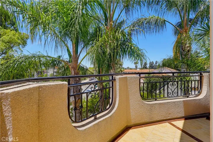 350 Bethany Road, Burbank, California 91504