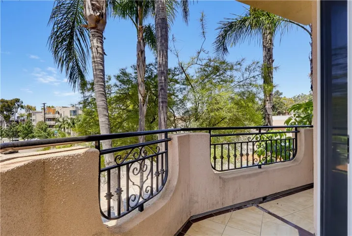 Living Room Balcony 2
