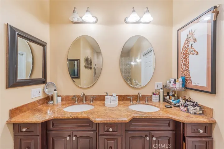 6138 James Alan, Cypress, California 90630