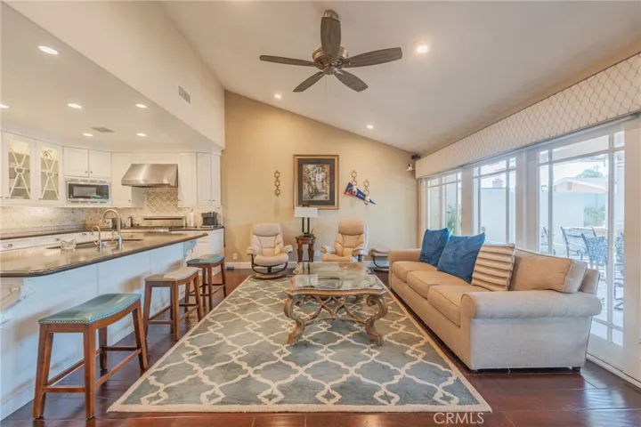 6138 James Alan, Cypress, California 90630