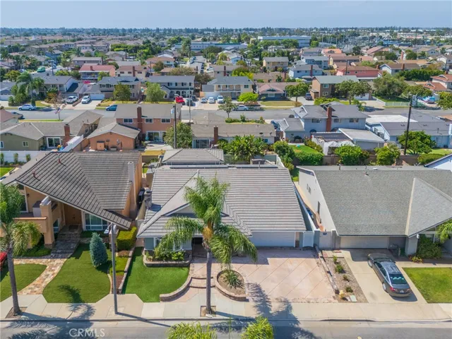 6138 James Alan, Cypress, California 90630