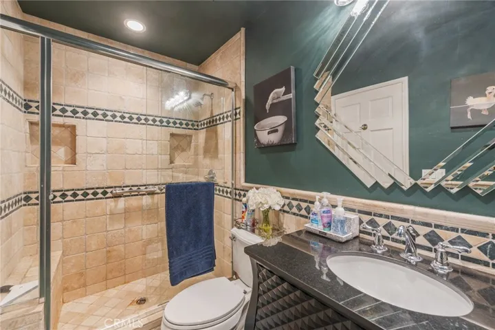 6138 James Alan, Cypress, California 90630