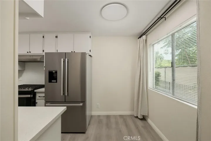 102 Harkness Avenue G, Pasadena, California 91106