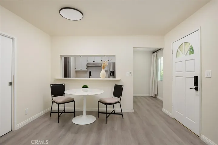 102 Harkness Avenue G, Pasadena, California 91106