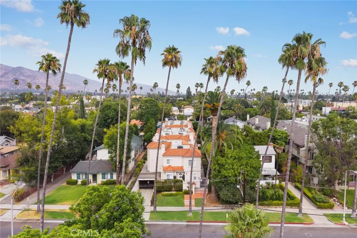 102 Harkness Avenue G, Pasadena, California 91106