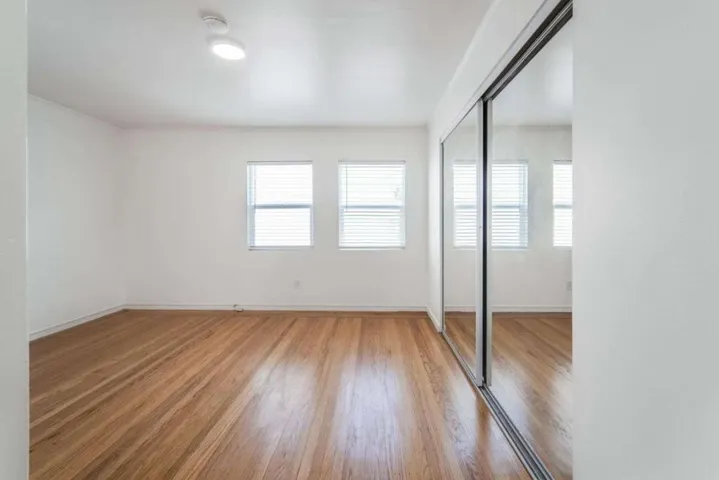 1305 Walnut Street, Alameda, California 94501