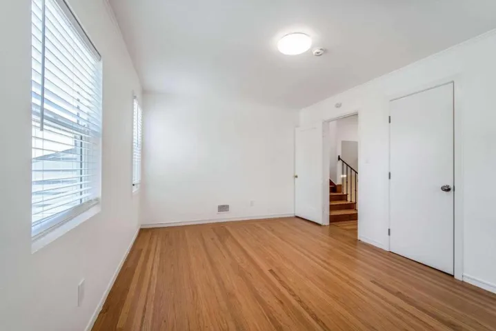 1305 Walnut Street, Alameda, California 94501