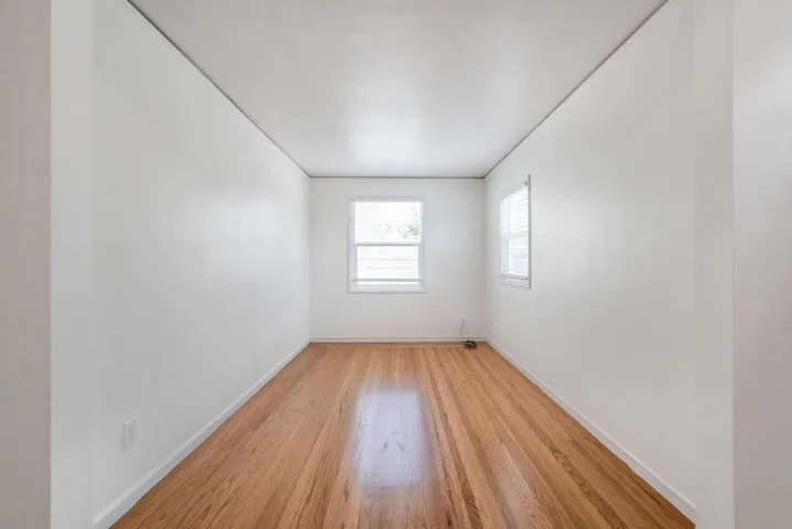 1305 Walnut Street, Alameda, California 94501