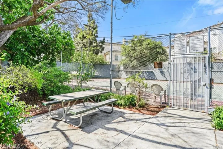 5841 Bowcroft Street 4, Los Angeles, California 90016