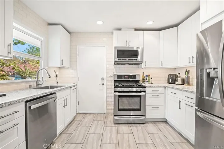 5841 Bowcroft Street 4, Los Angeles, California 90016