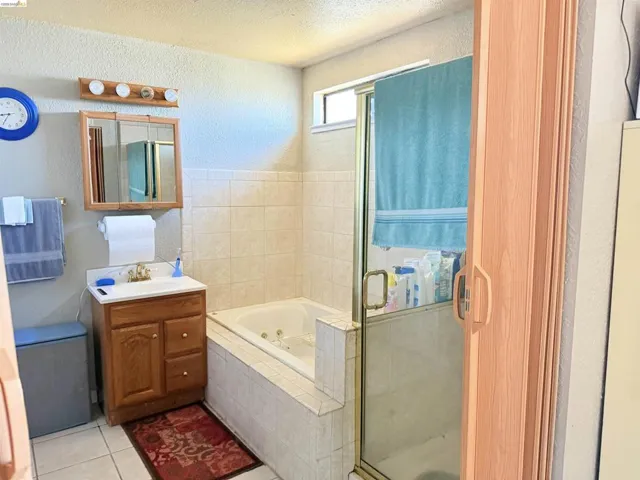 133 Meadowlark Way, Hercules, California 94547