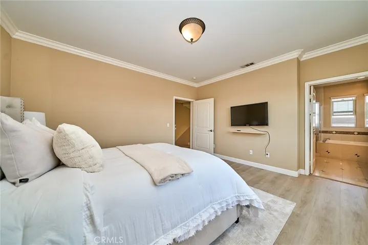 2577 Mountain Avenue, Duarte, California 91010