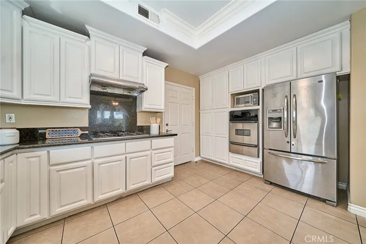 2577 Mountain Avenue, Duarte, California 91010