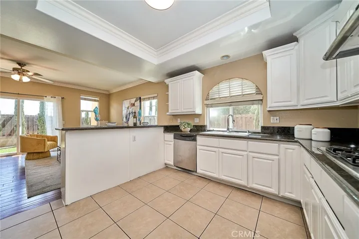 2577 Mountain Avenue, Duarte, California 91010