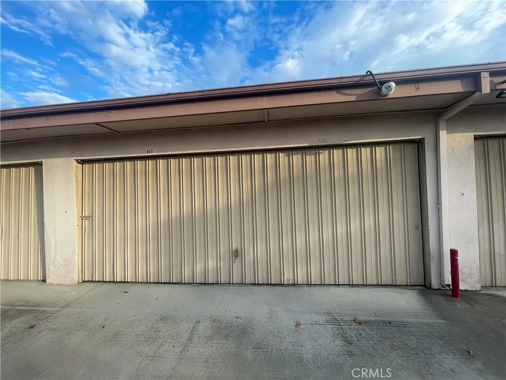 detached one car garage #160