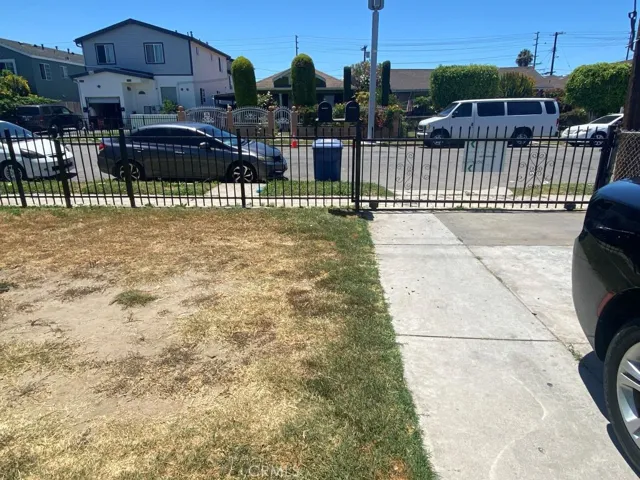 235 W 91st Street 2, Los Angeles, California 90003