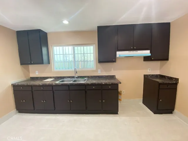 235 W 91st Street 2, Los Angeles, California 90003