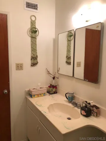 1223 Coral, El Cajon, California 92021