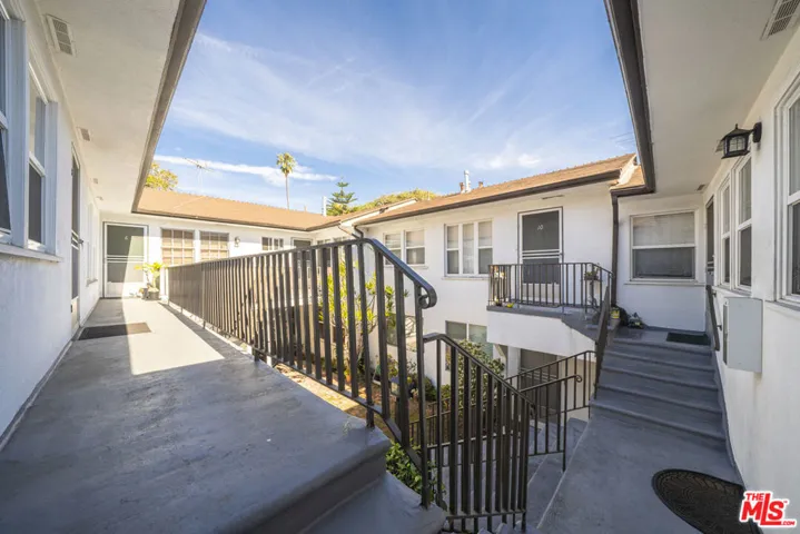 12012 Washington Place #7, Los Angeles, California 90066
